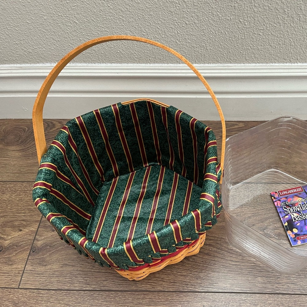 NWT Longaberger Snowflake Basket with Matching Liner